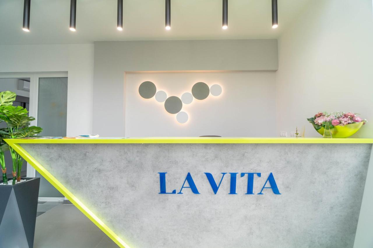 La Vita Premium Panzio Gyula Exterior photo