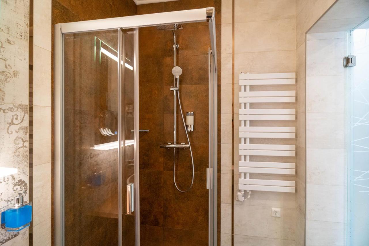 La Vita Premium Panzio Gyula Exterior photo